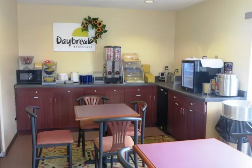 Days Inn by Wyndham Plainfield Dining Photos